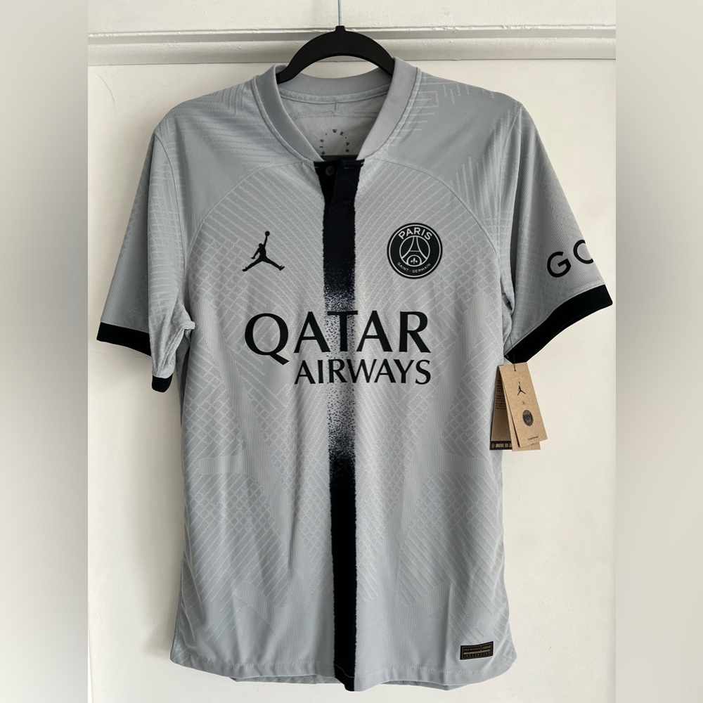 Jordan authentic player edition Paris Saint-Germain jersey
